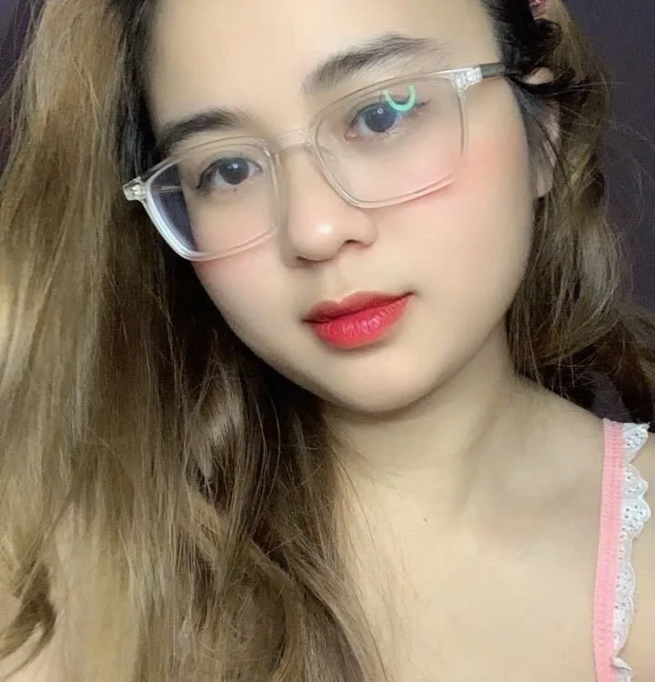 Jenny_2000's Offline Chat Room