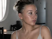 sweetsophiee20's webcam live show
