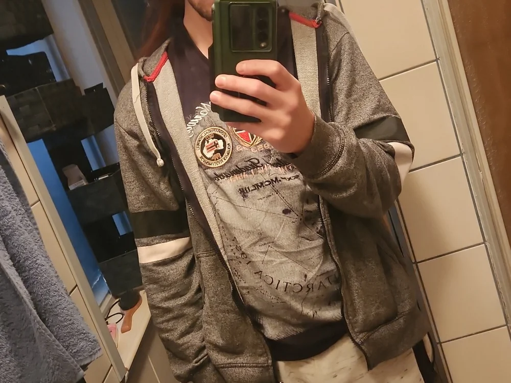 devoter_hengst cam model