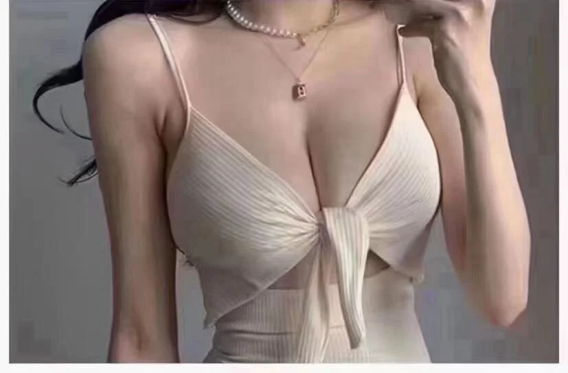 Miss__Vanessa's Offline XXX Chat