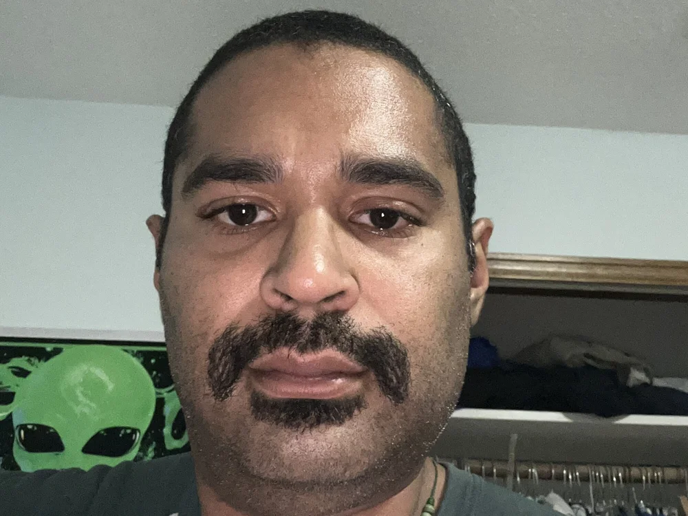 Dpotosme@xh's Offline Chat Room