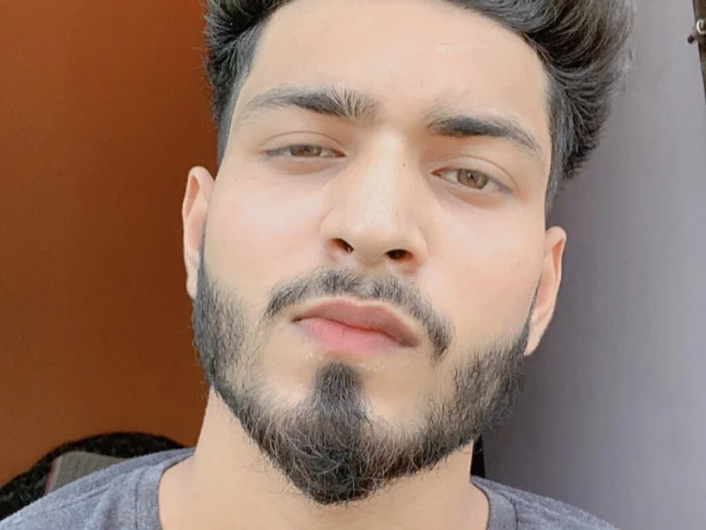 Tanvi_arora's Offline Chat Room