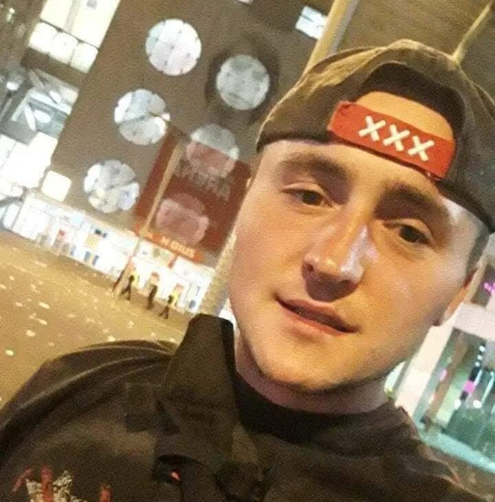 Chatroom XXX hors ligne de Ahujjj69