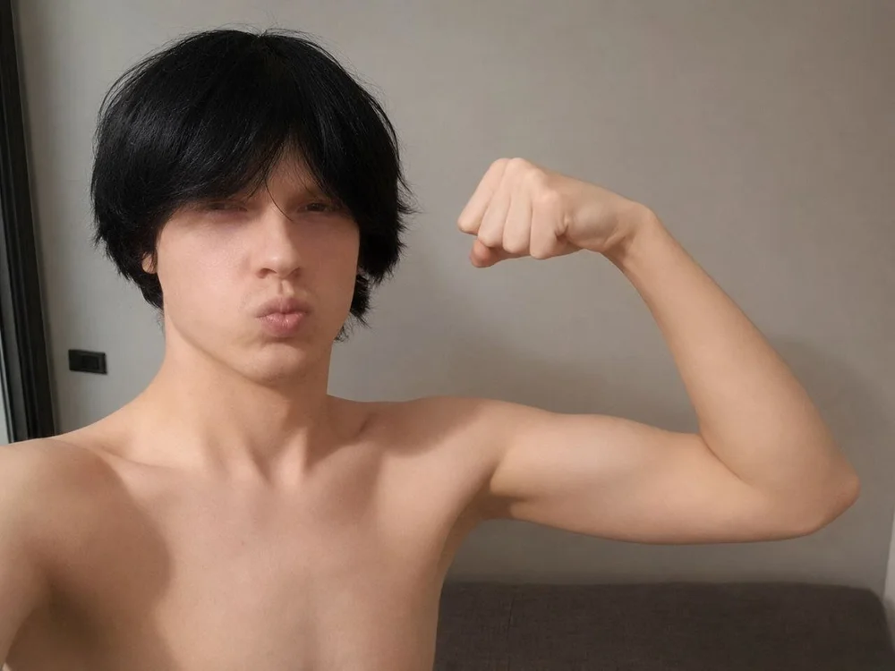 realyboyhaven Adlı Modelin Çevrimdışı XXX Sohbeti
