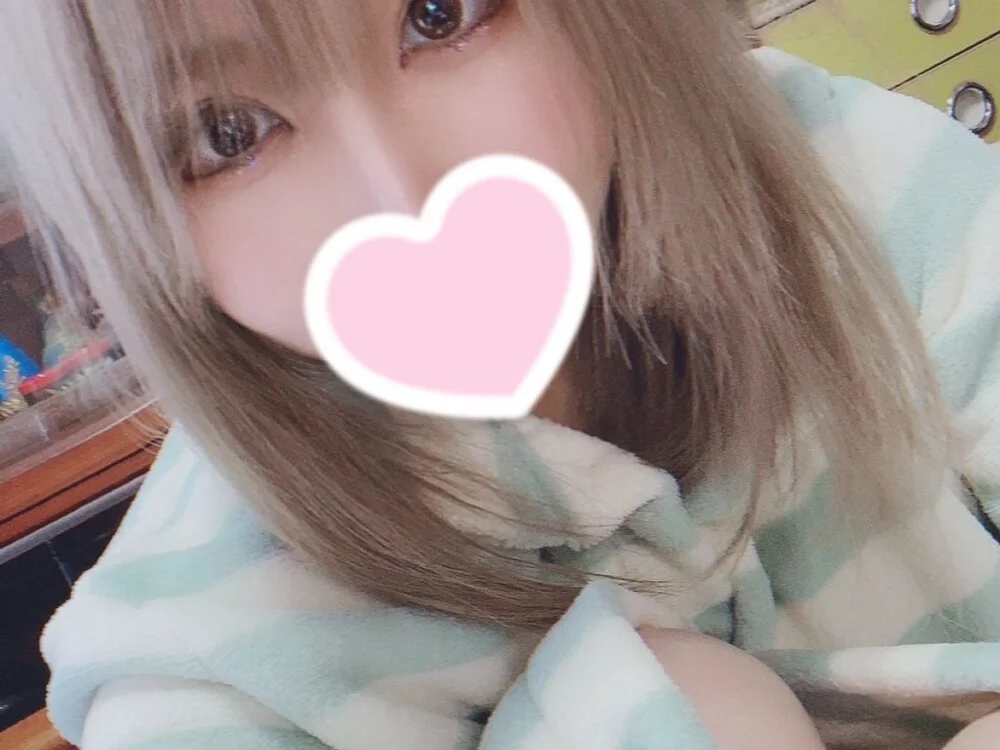 hina-mero Adlı Modelin Çevrimdışı XXX Sohbeti