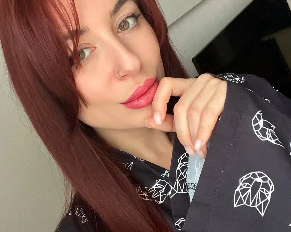 Offline chatovací místnost CherryLexy_