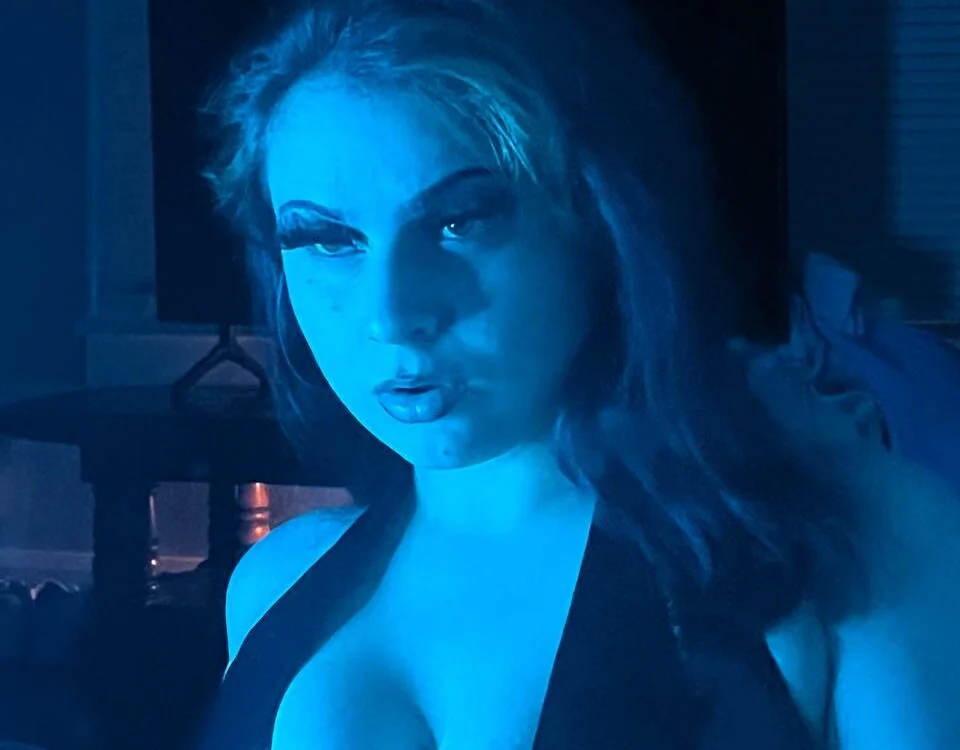 hawktuahspitonthat's Offline XXX Chat