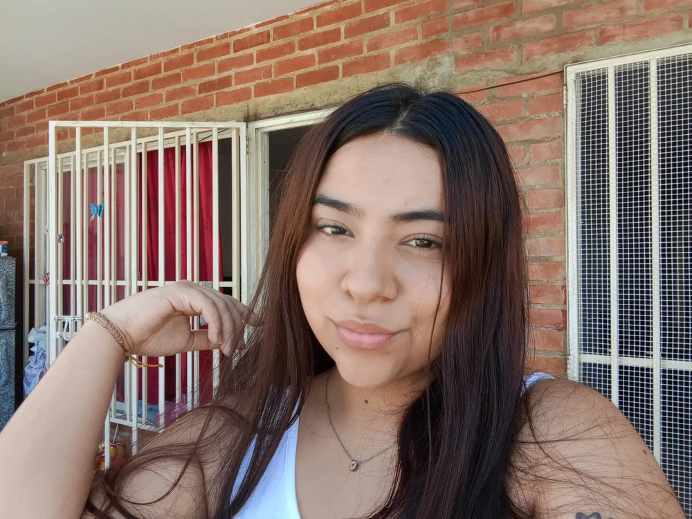 HaileySmile's Offline Chat Room