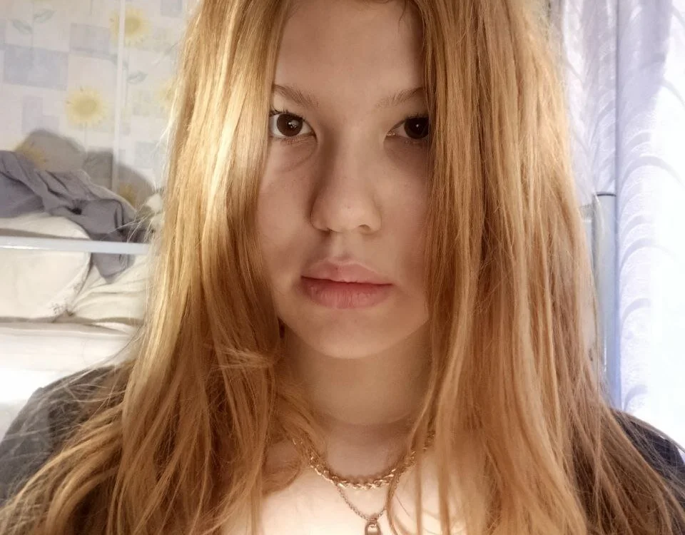 BeckyBallester's Offline Chat Room