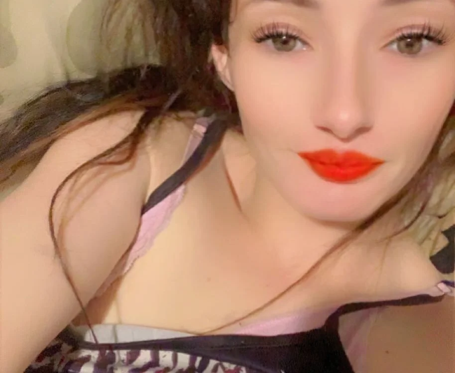 teeboo69n Offline XXX chat