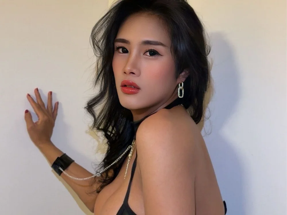 PRETTIEST_ELISE Adlı Modelin Çevrimdışı XXX Sohbeti