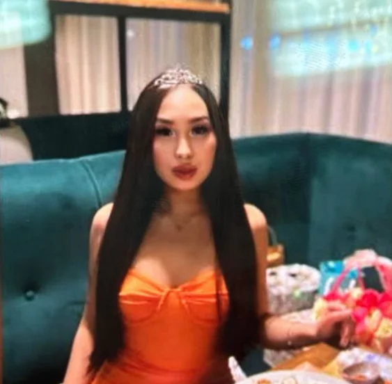alaya_sun's Offline XXX Chat