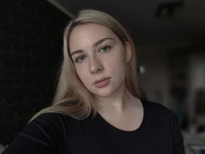 AmaliaWinslet Female Office Webcam Nude