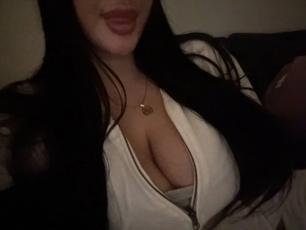 mamacitaaa123 Offline XXX Chat