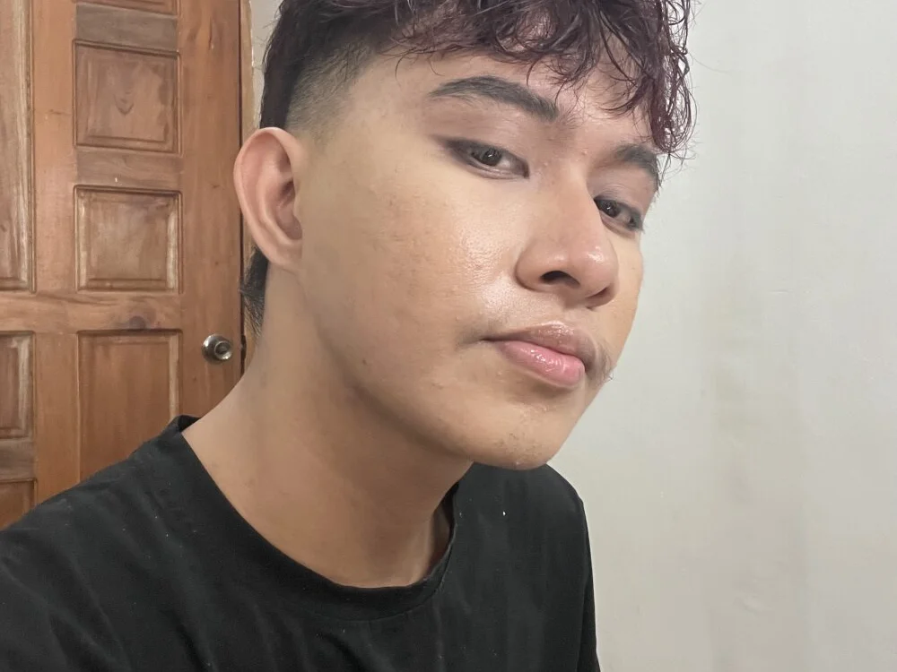 -asiantwink0000- Chat XXX Ngoại tuyến