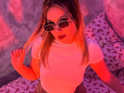 Mercedes_Robinson profile