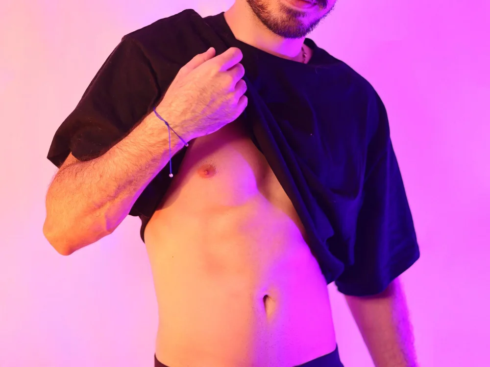 Chatroom XXX hors ligne de Leoliciousss