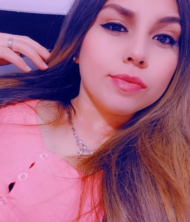 Dasha_brit's Offline XXX Chat