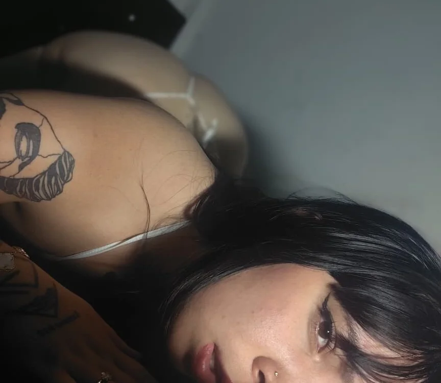 Melody_Robinss Chat XXX offline