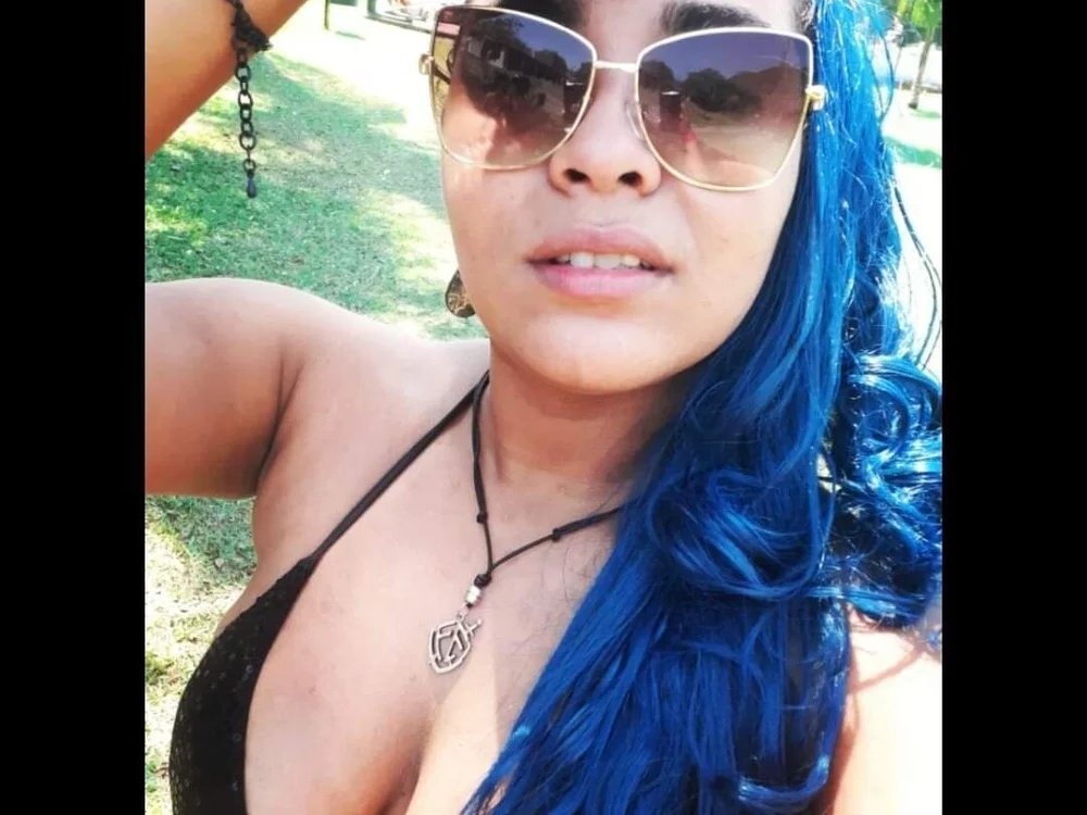 Chatroom XXX hors ligne de Donnababy