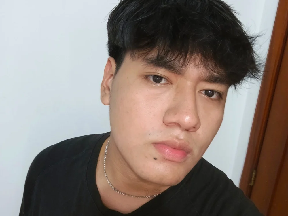eliansito_'s Offline Chat Room