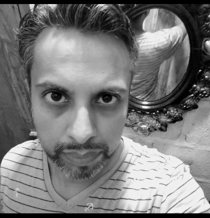 Офлайн-чат XXX OFICIALMRM