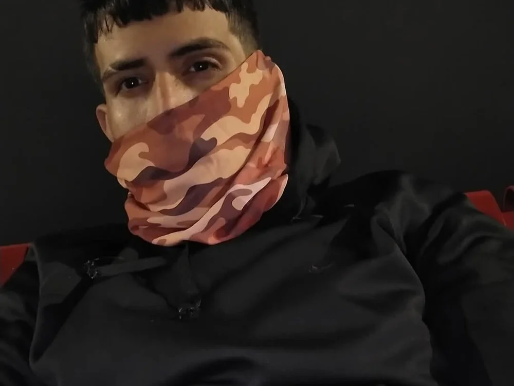 Alexgambolla's Offline Chat Room
