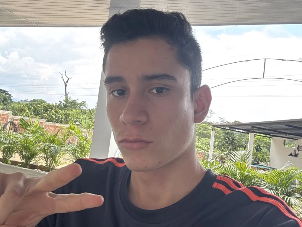 Chatroom XXX hors ligne de Max24553