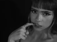 red-meggann webcam model