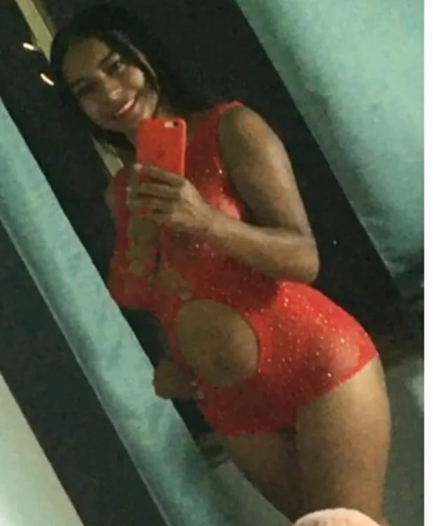 ariadna71_'s Offline Chat Room