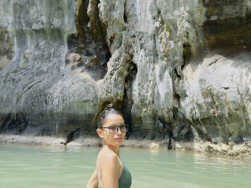 Hot_sexy_asian cam model