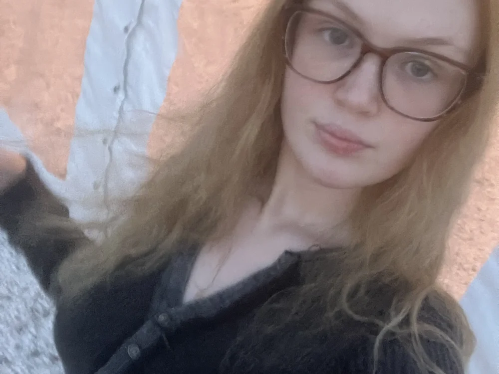 anncrave1 offline chatrum