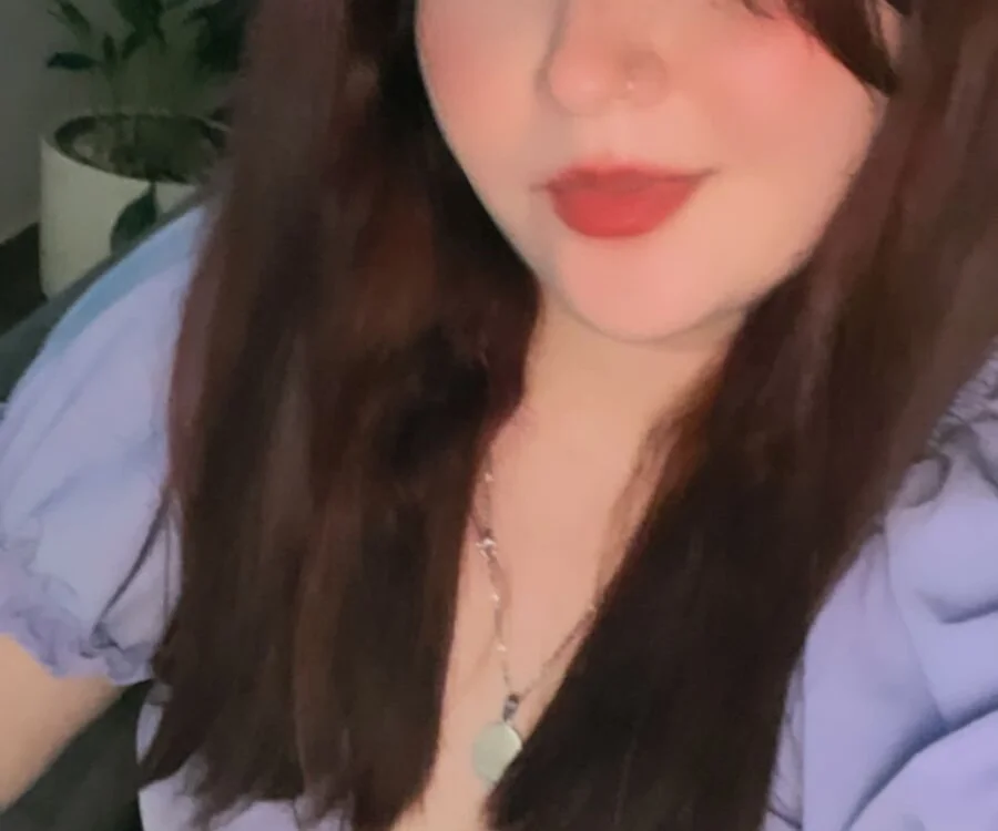 AbigaiBookss9 offline XXX-chat