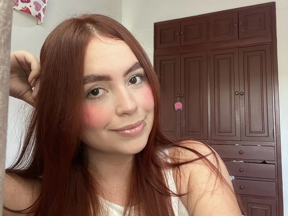 Cherry20m1's Offline Chat Room