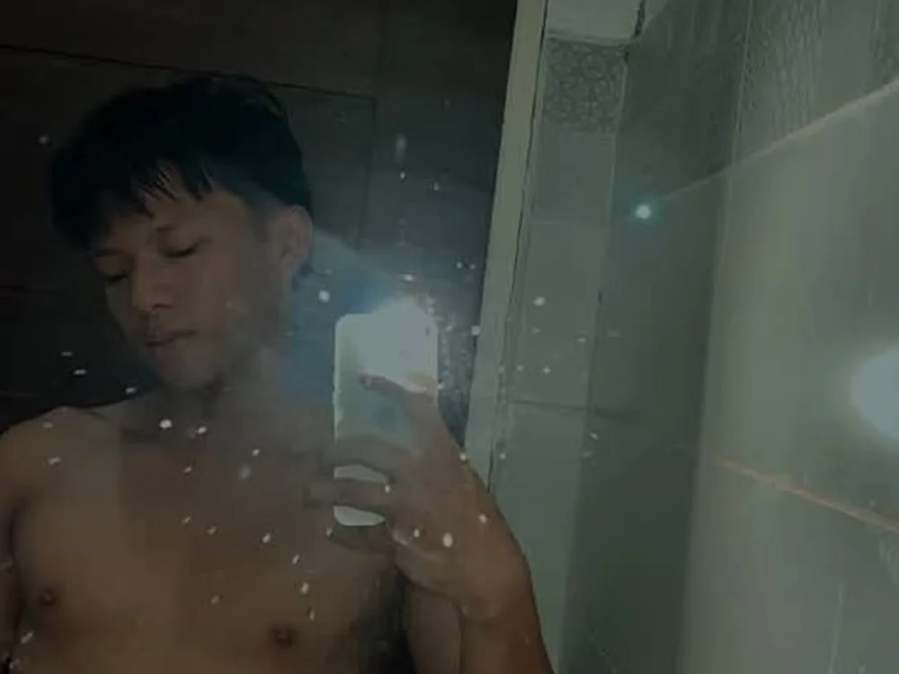 cuteasiantwink19 cover photo