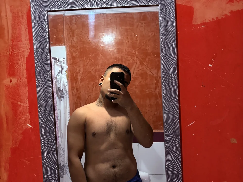 Offline XXX chat modela Santi-Fox