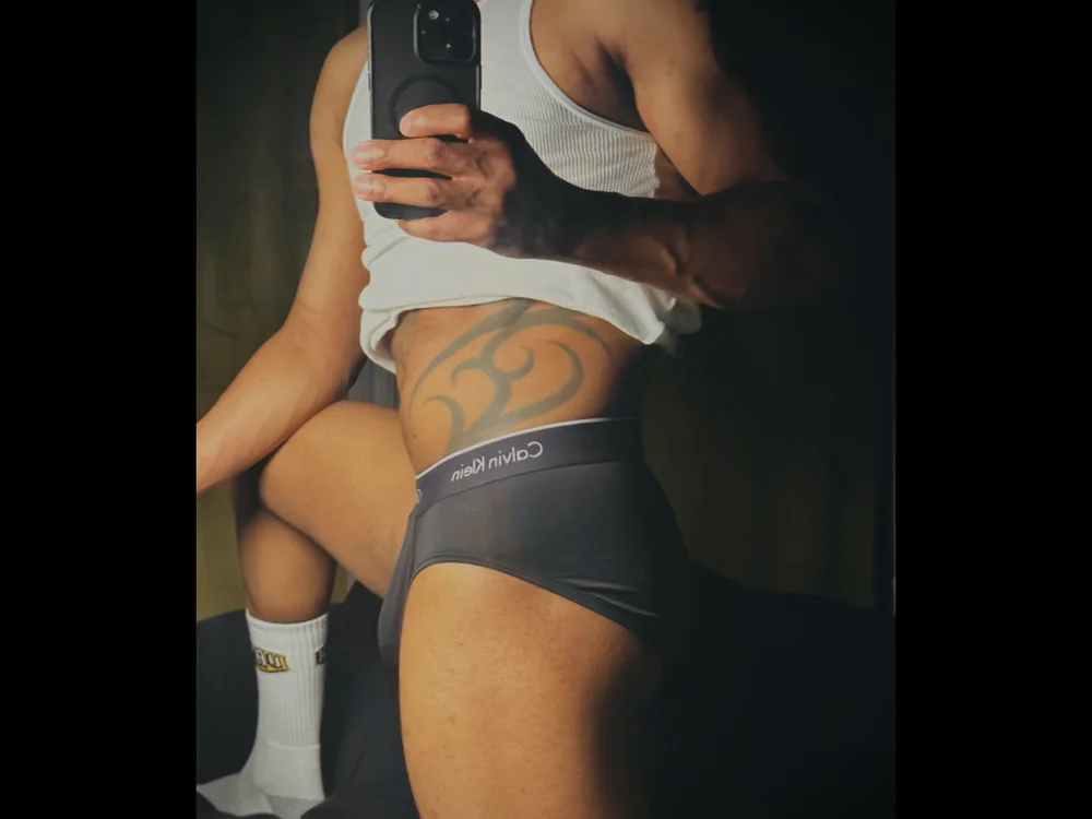 BastienNoir: συνομιλία ΧΧΧ εκτός σύνδεσης