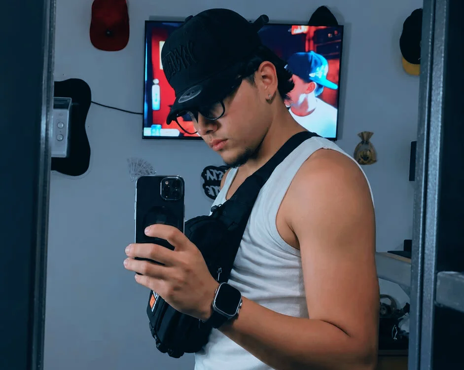 Secretboyvip Offline XXX-chat