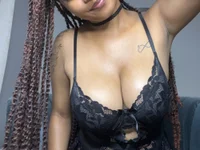 Sexwithasiren Adlı Modelin Canlı XXX Sohbeti