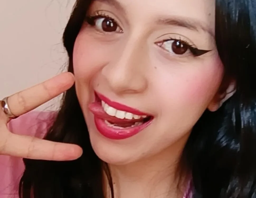 AlondraaGomez33's Offline Chat Room