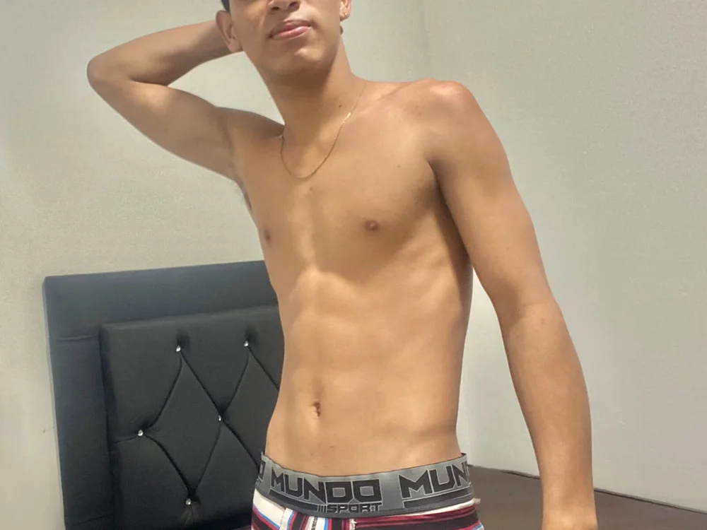 santyhotxxh's most recent online preview