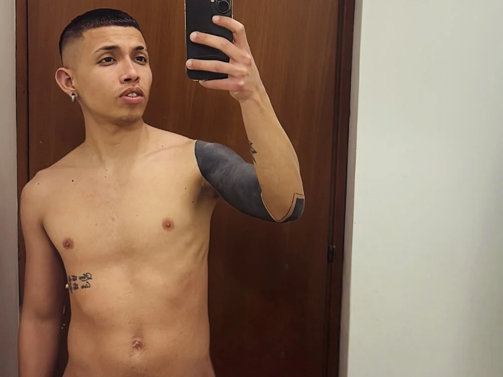 Joa022n Offline XXX chat