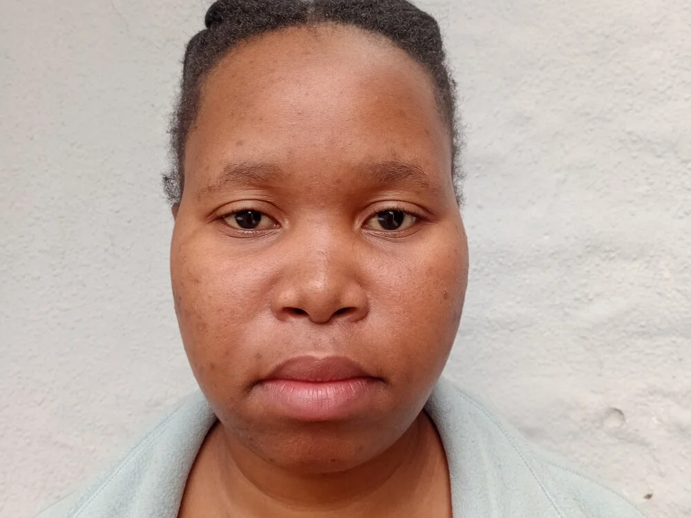 CurvyAssXX21 Chat XXX offline