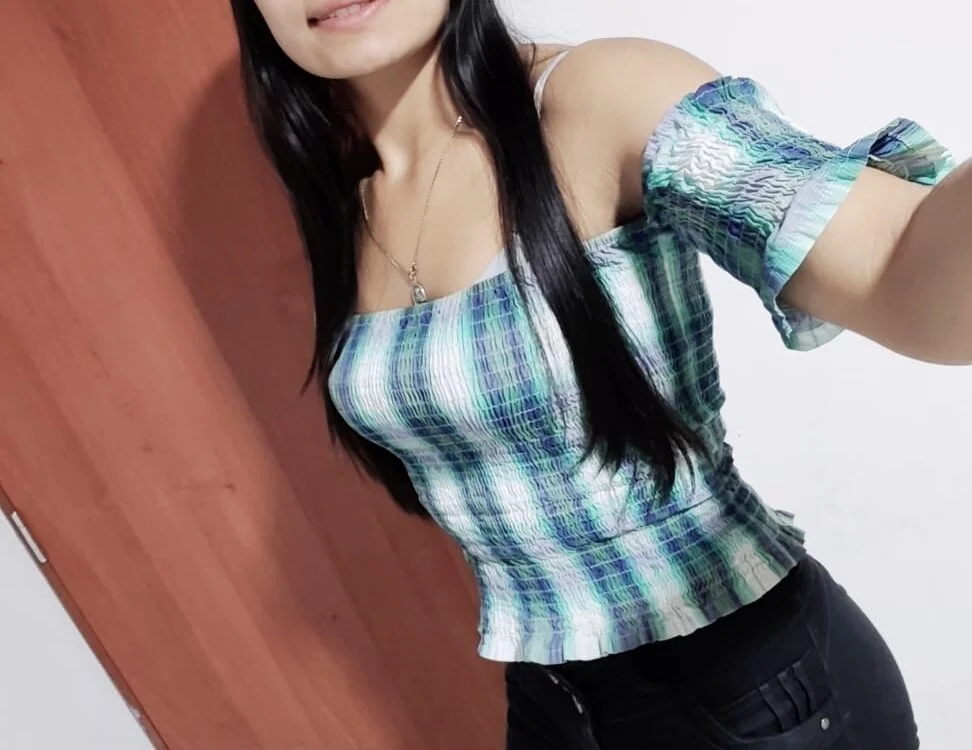 ava_jones69: офлайн-секс-чат