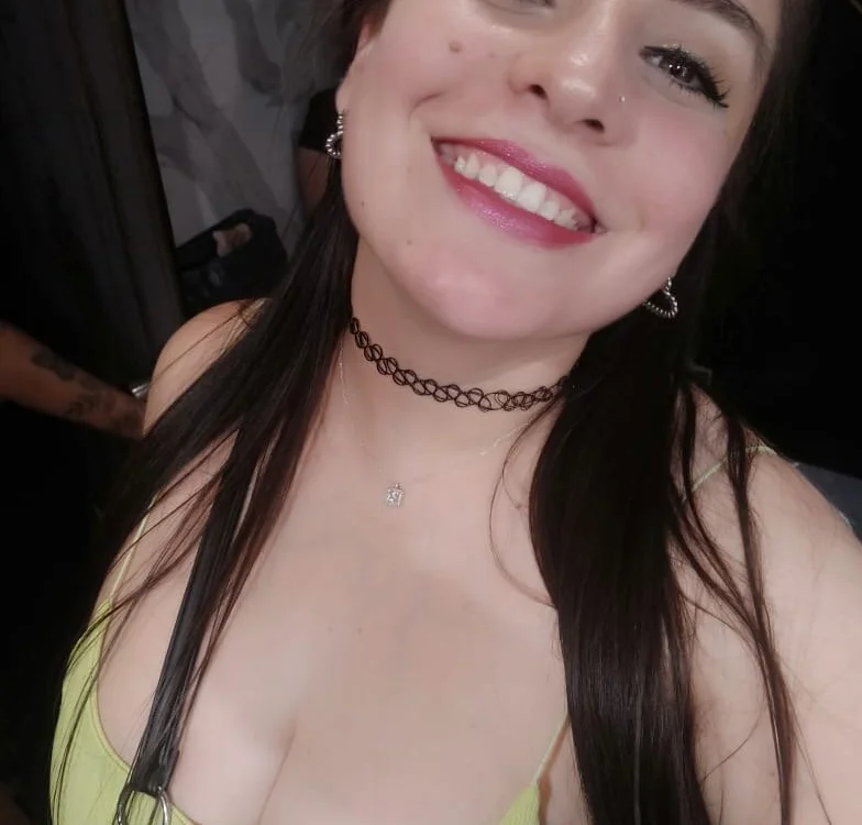 Julianawatson's Offline Chat Room