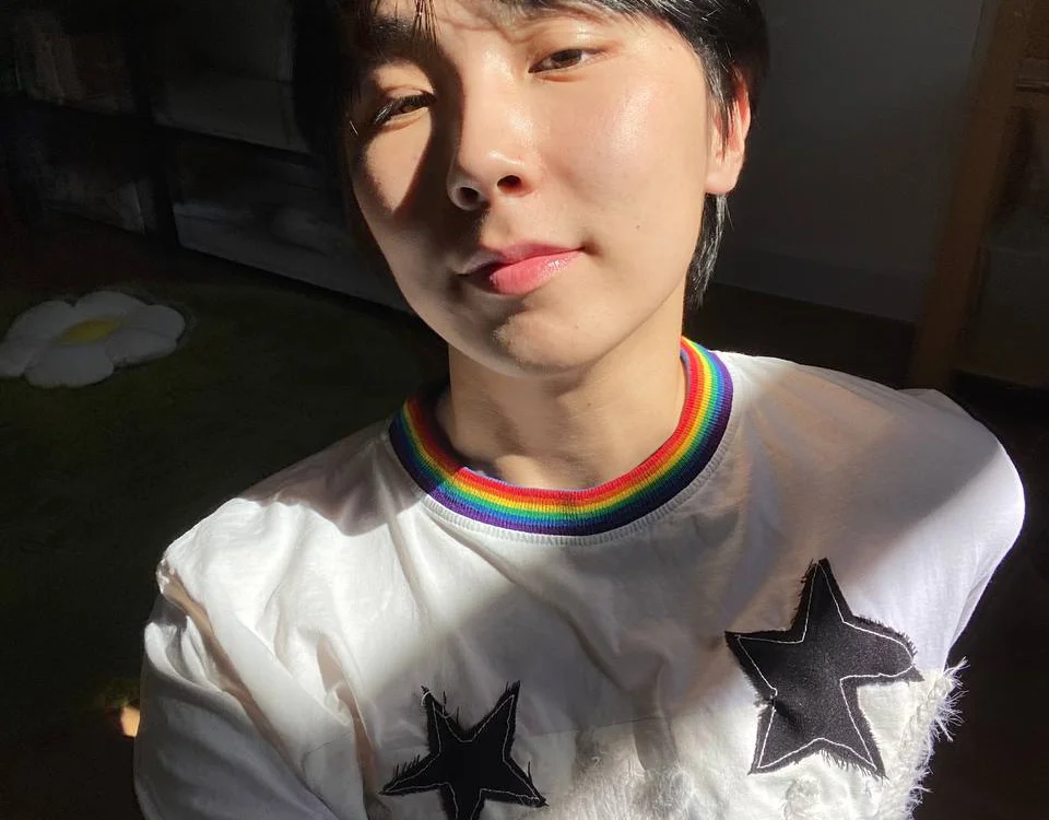 HeejinWang Offline XXX-Chat