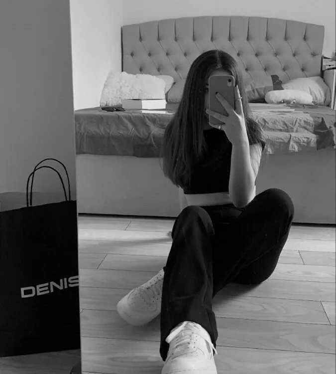 renata_sweety: συνομιλία ΧΧΧ εκτός σύνδεσης