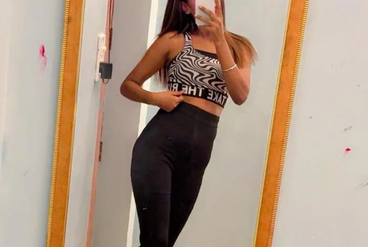 Mahiraa_ Offline XXX Chat