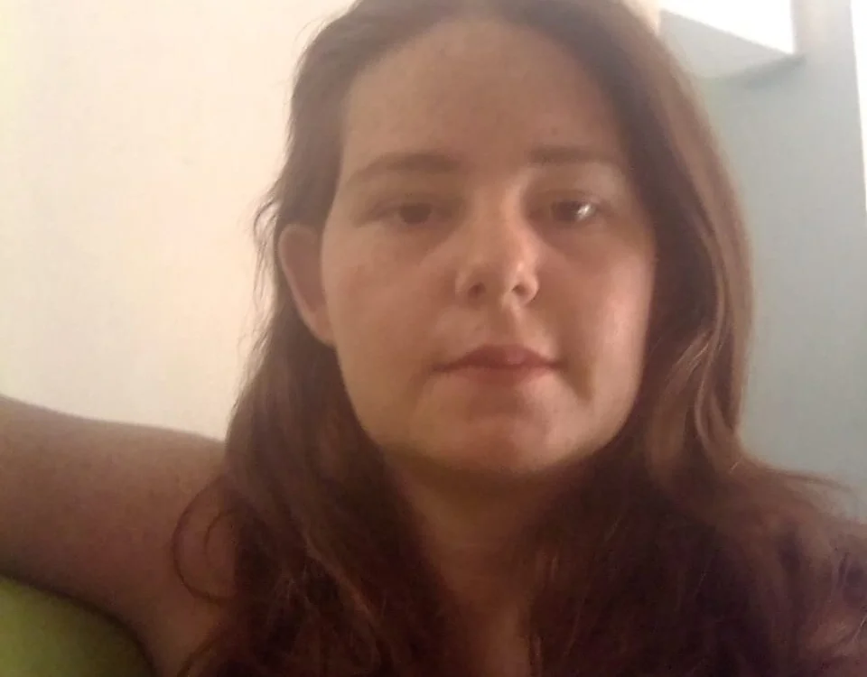 monasex95's Offline Chat Room