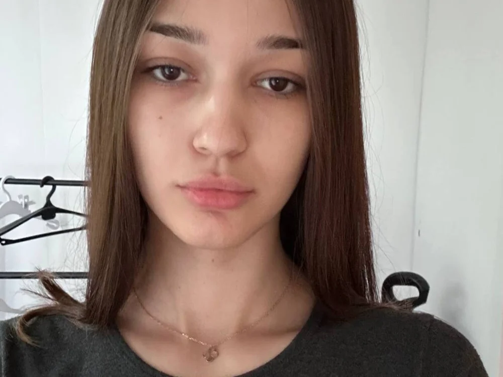 HelenaMckenna's Offline Chat Room
